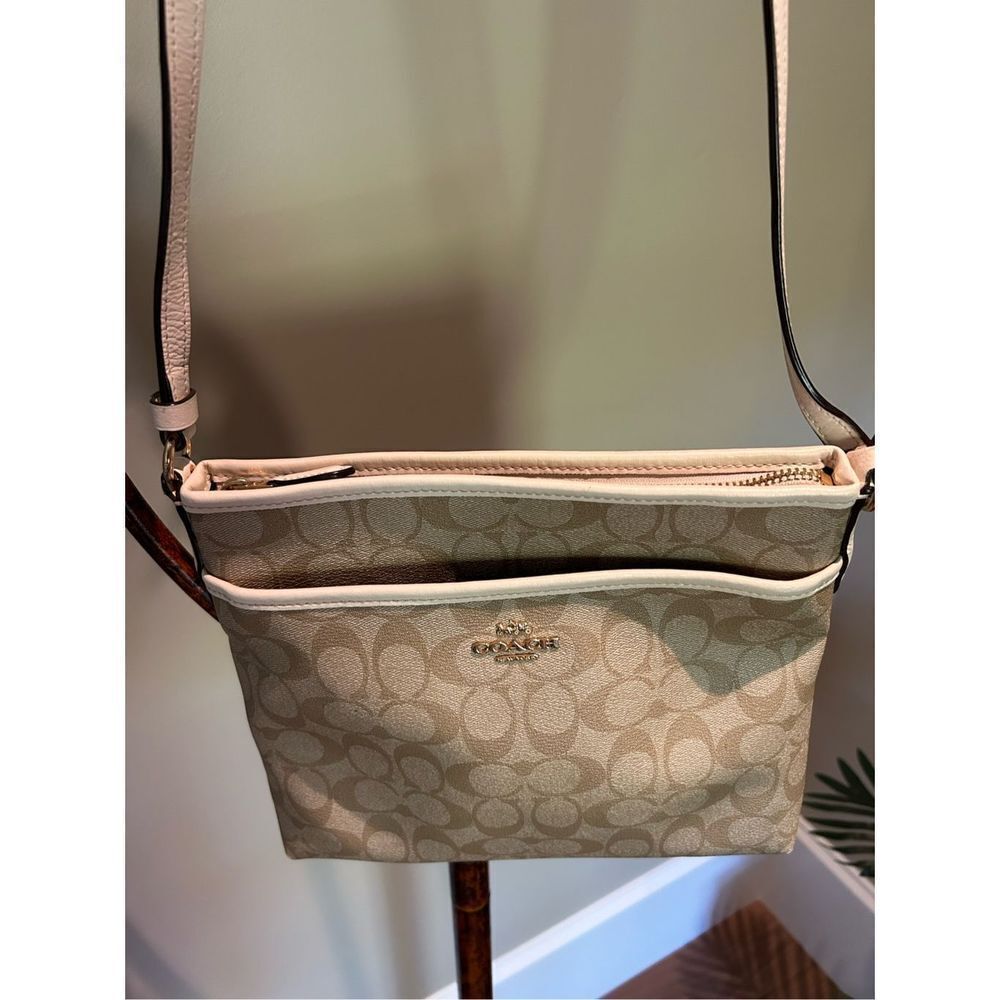 Coach Signature Crossbody Bag - Picture 2 of 9